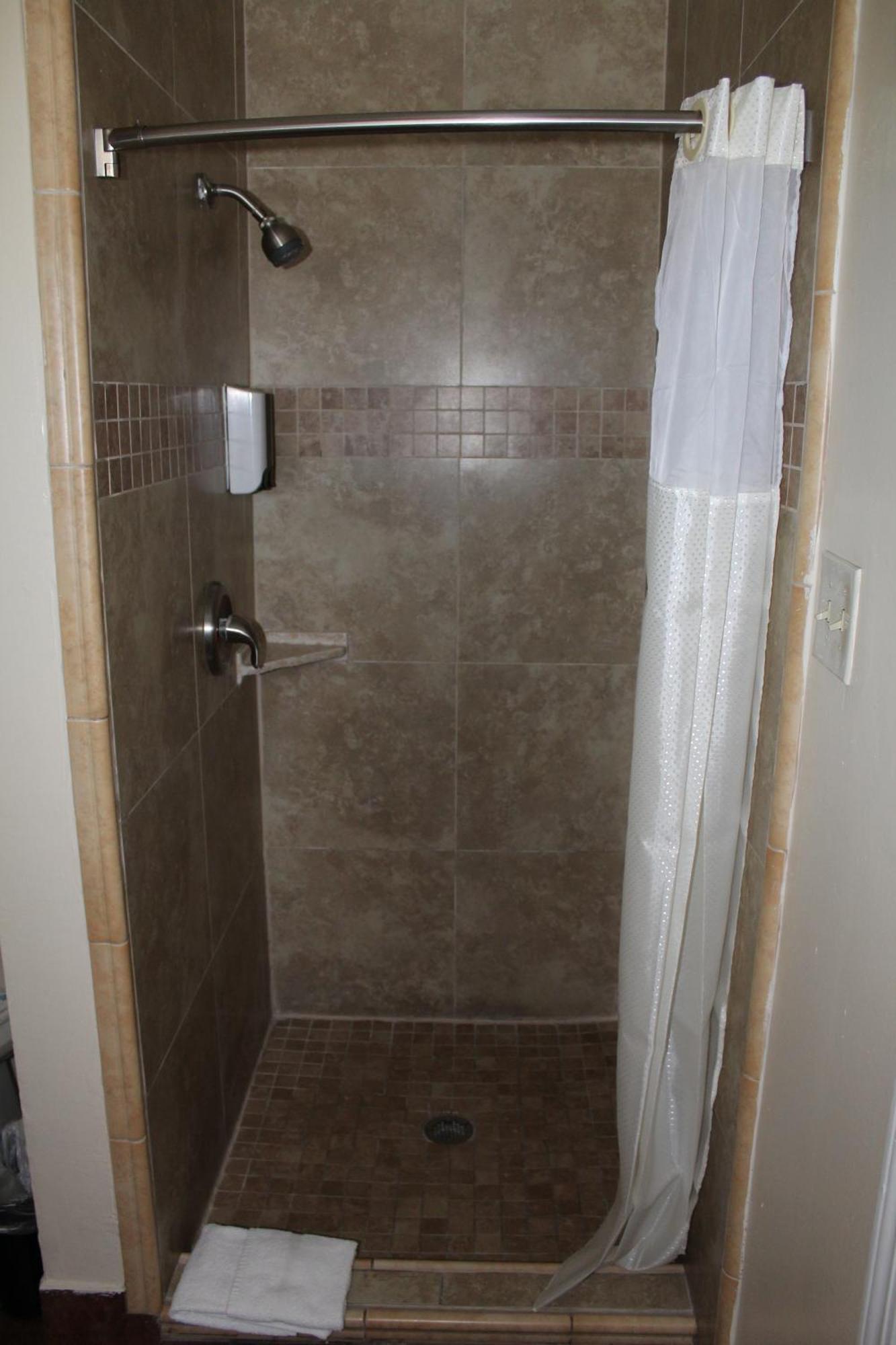Riverside Inn & Suites サンタクルーズ エクステリア 写真