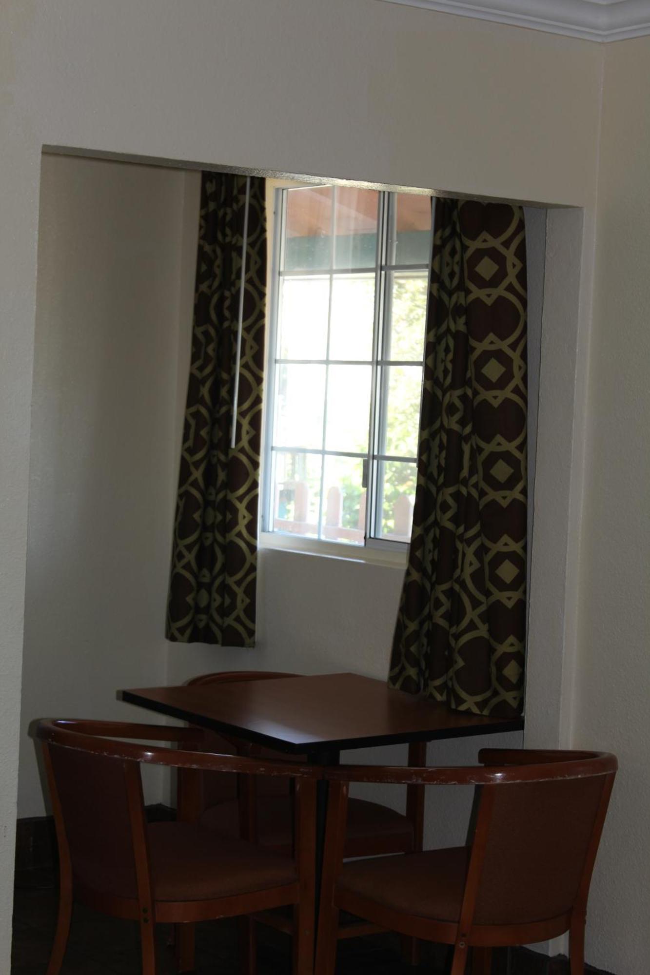 Riverside Inn & Suites サンタクルーズ エクステリア 写真