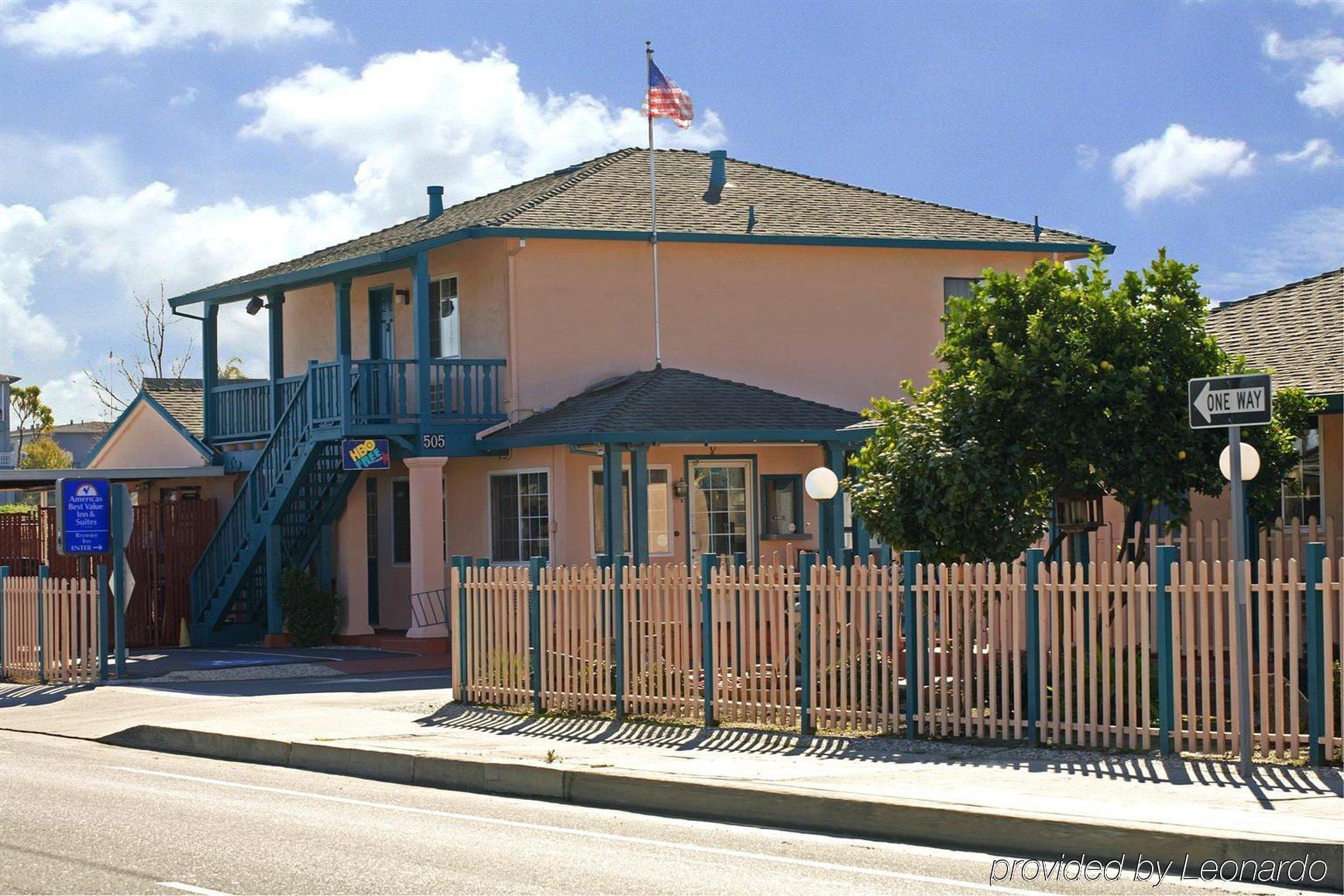 Riverside Inn & Suites サンタクルーズ エクステリア 写真